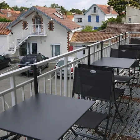 : Houedic : Plein Sud, Front De Apartmán