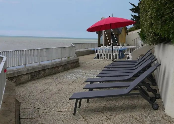 : Houedic : Plein Sud, Front De